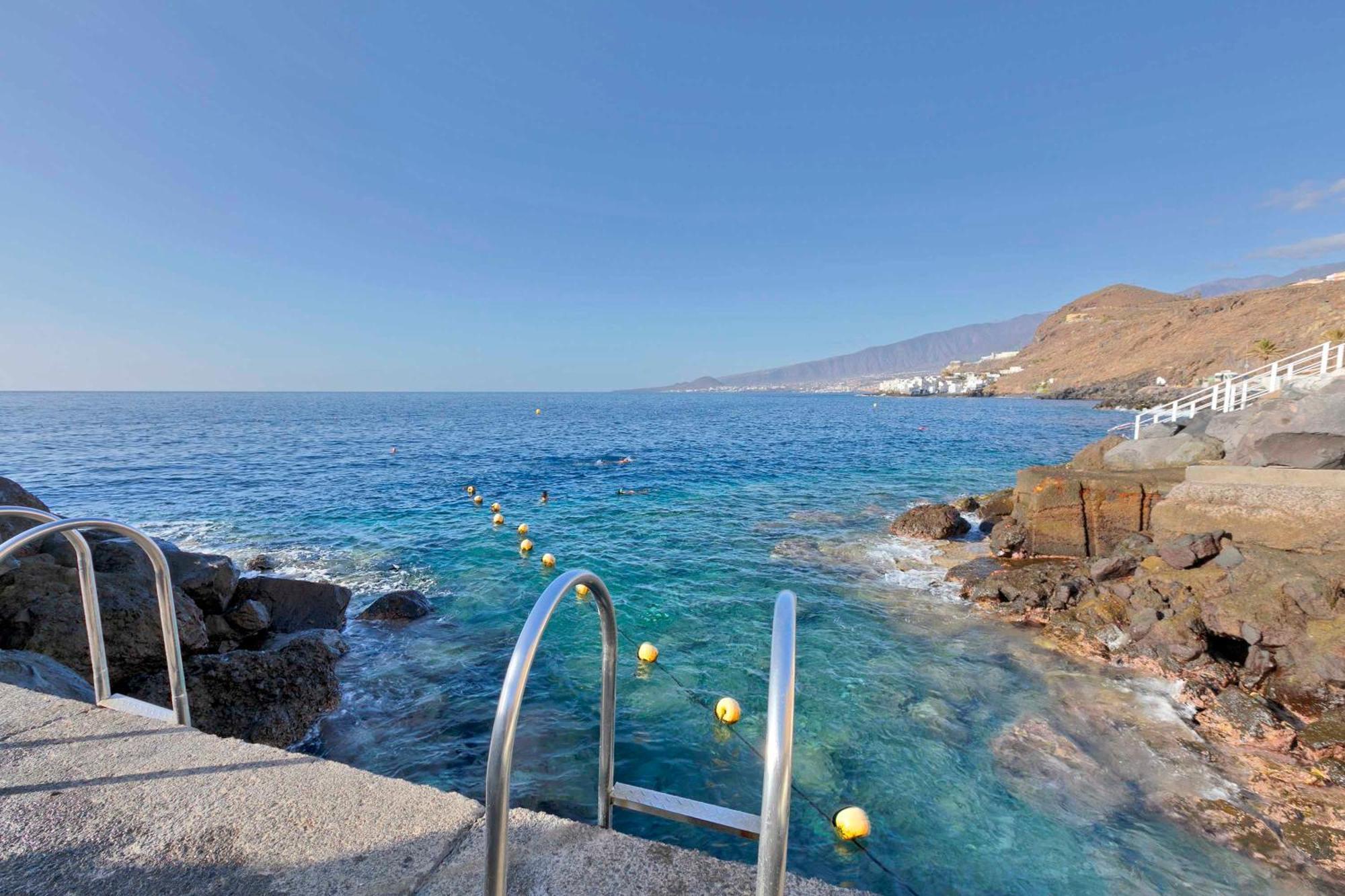 Beachfront Seaview Oasis Apartment Tabaiba